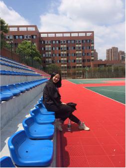 1505985250898061089.jpg 李伊.jpg