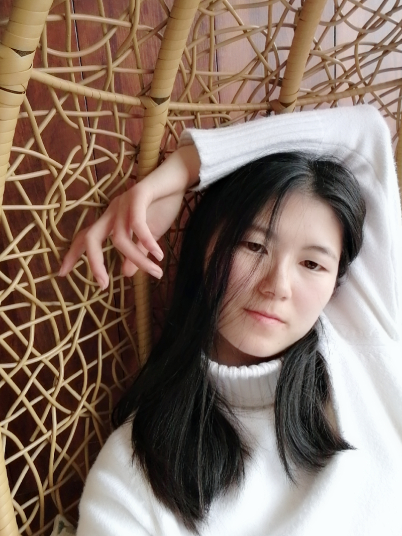 邹思佳.jpg