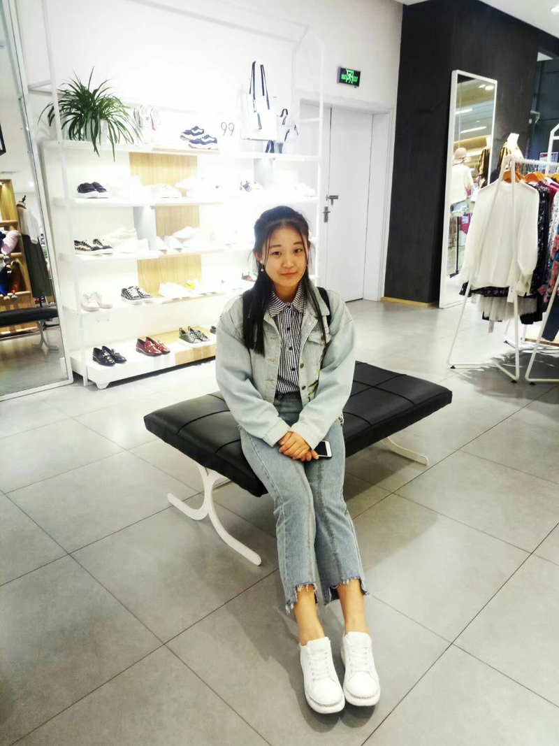 1603161911256041712.jpg 尹鑫蕊.jpg