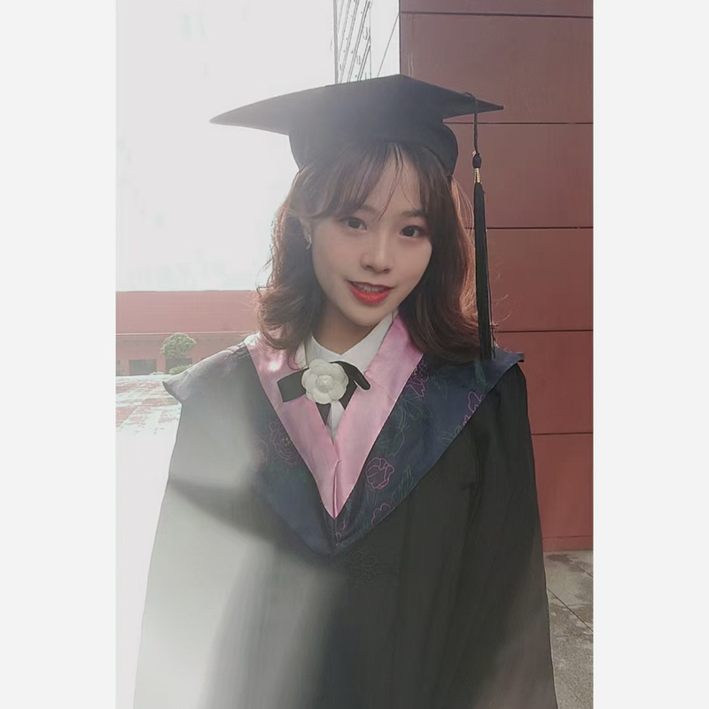 1635494945820059866.jpg 李卓倪.jpg